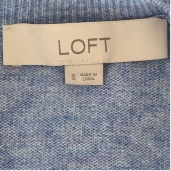 Loft Blue Crewneck Button Back Sweater Knit Pullover Women’s Small - Picture 5 of 6